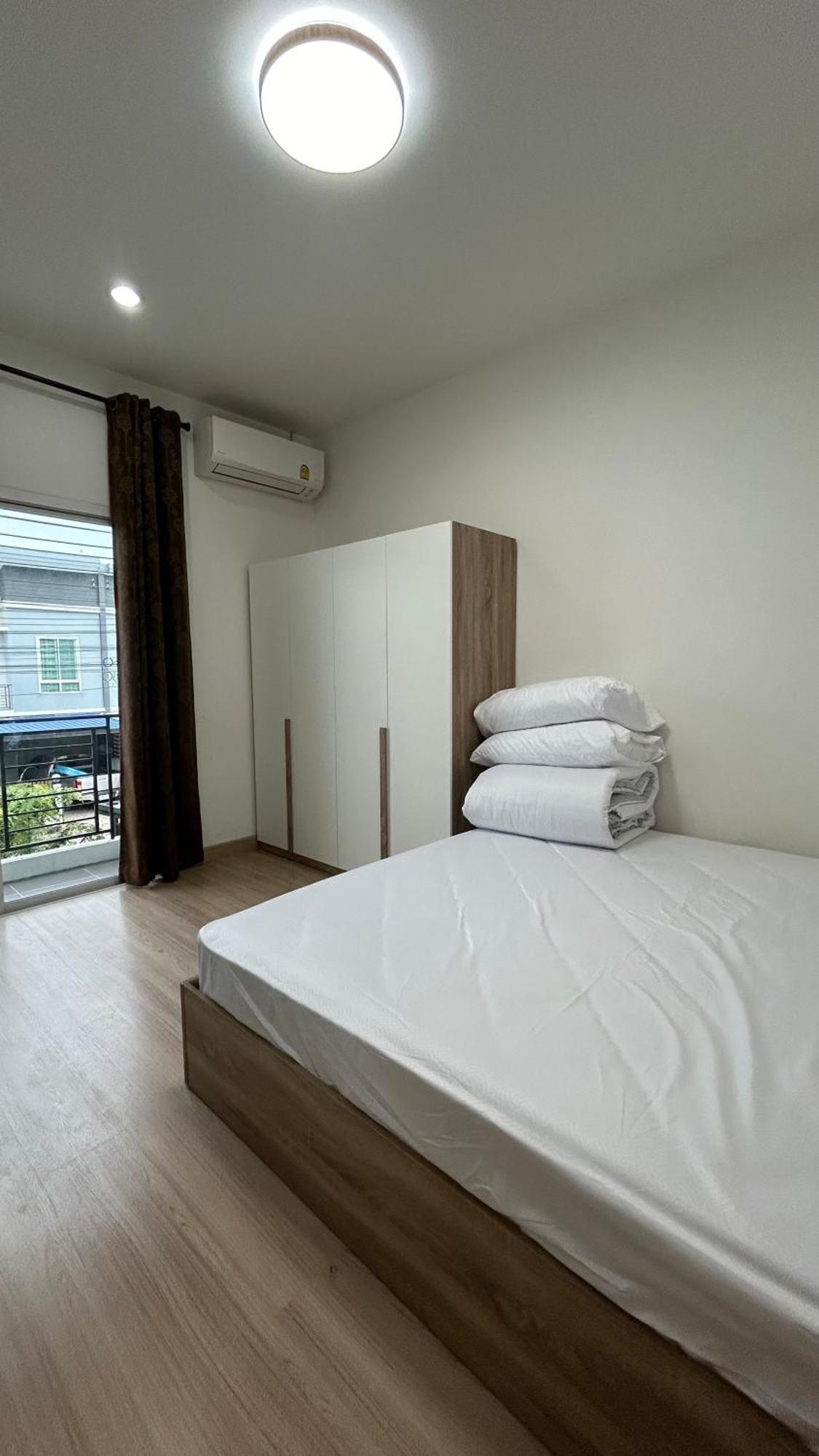 ไนซ์สเตย์ เฮาส์ แอทคลองสาม รังสิต คลองหลวง ปทุมธานี Nice Stay House At Khlong Sam - Rangsit - Khlong Luang - Phathumthani Exteriör bild