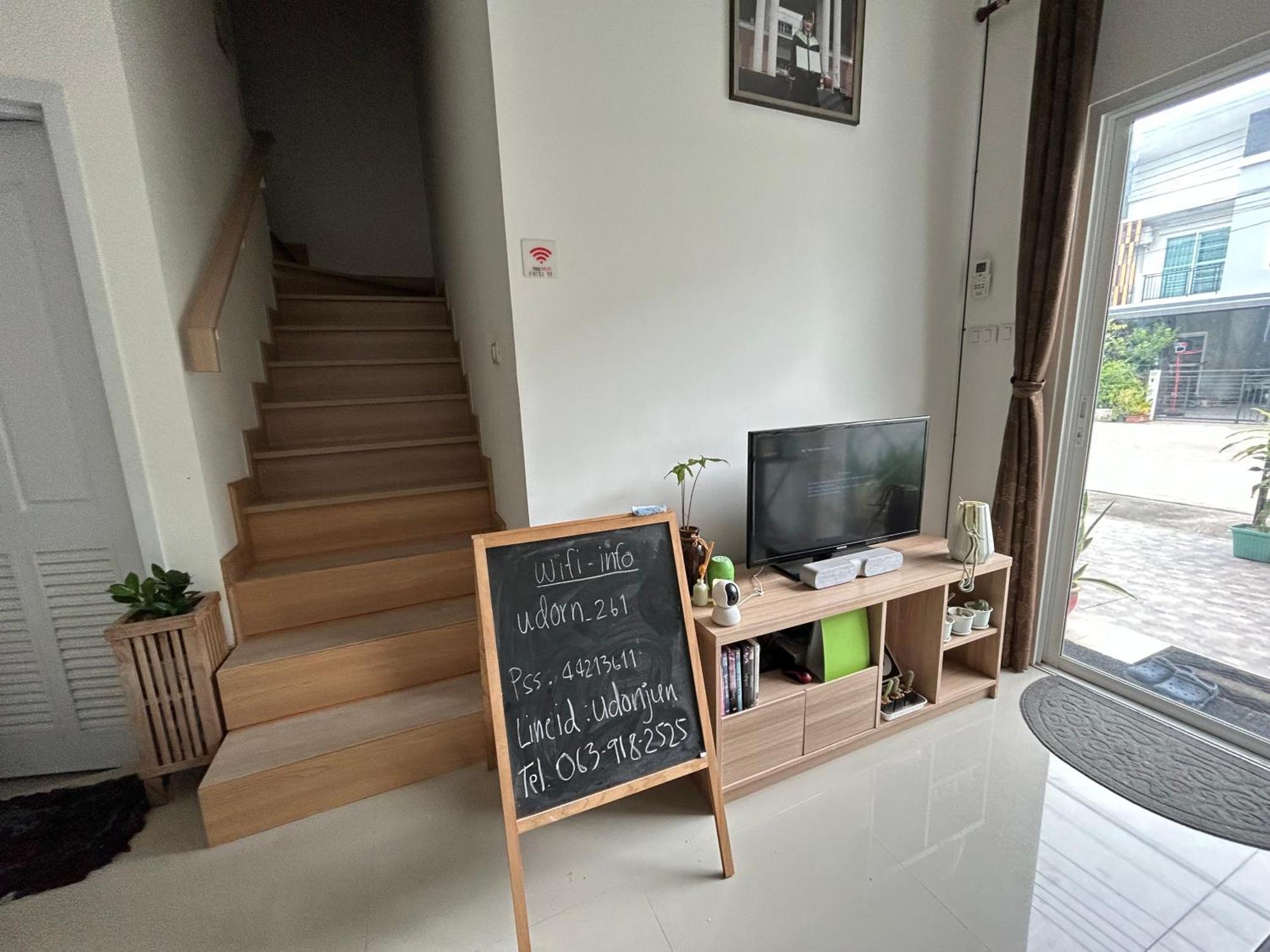 ไนซ์สเตย์ เฮาส์ แอทคลองสาม รังสิต คลองหลวง ปทุมธานี Nice Stay House At Khlong Sam - Rangsit - Khlong Luang - Phathumthani Exteriör bild